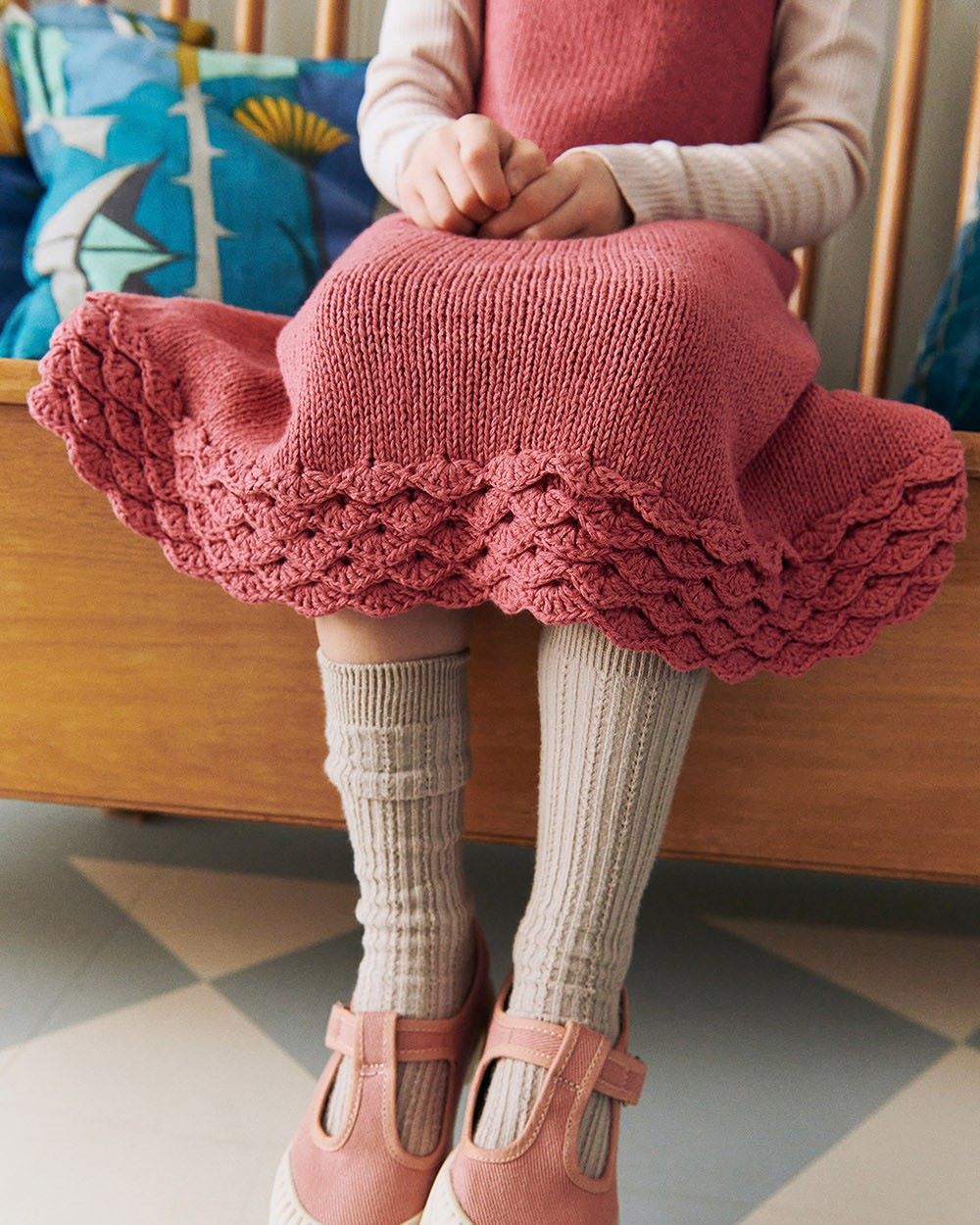 2603 Roselyn 2603 Roselyn